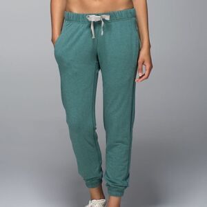 Lululemon Serenity Pant 